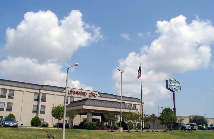 Spark By Hilton Corpus Christi Southeast Hotel Exterior photo