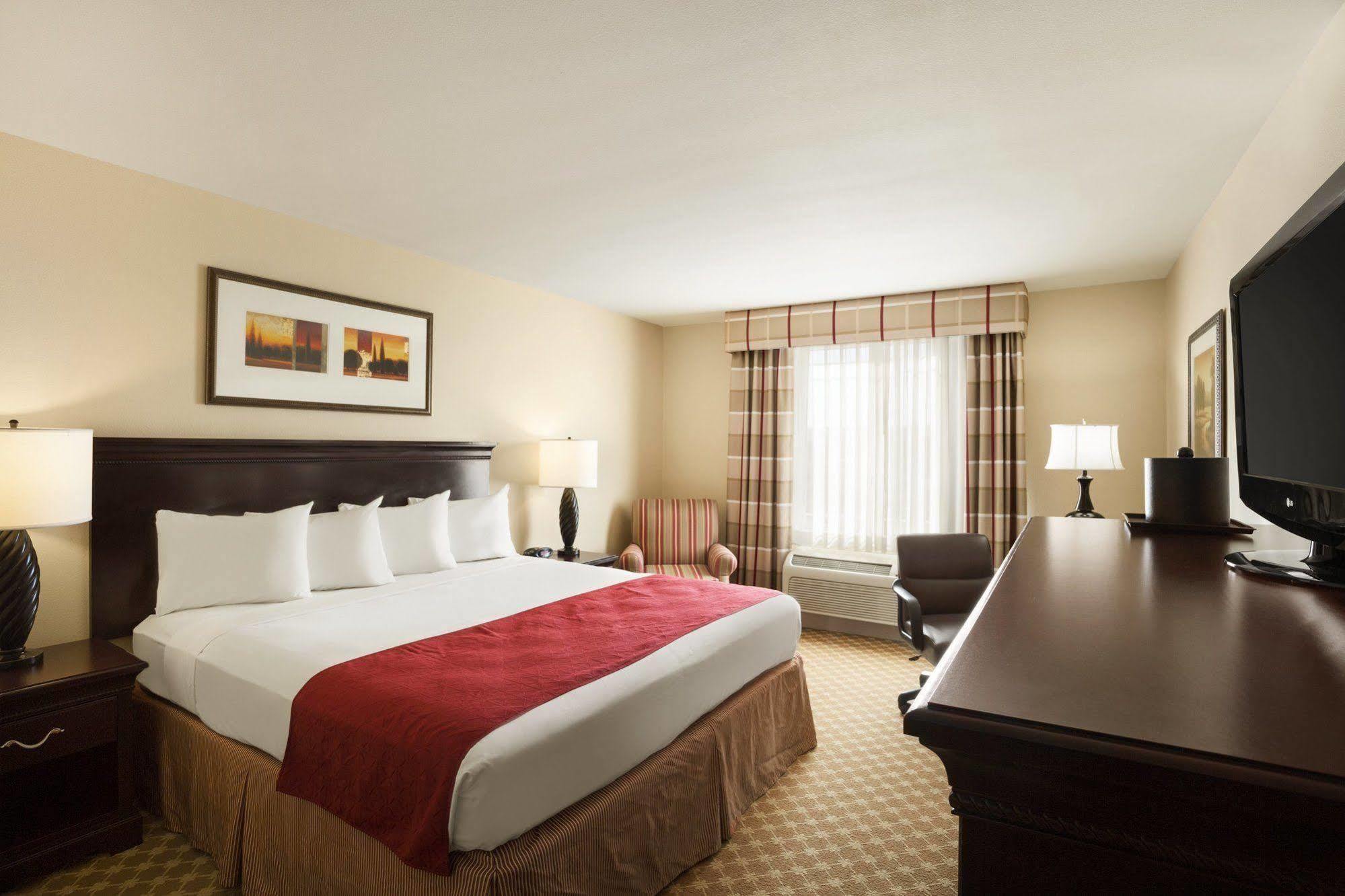 Spark By Hilton Corpus Christi Southeast Exterior photo